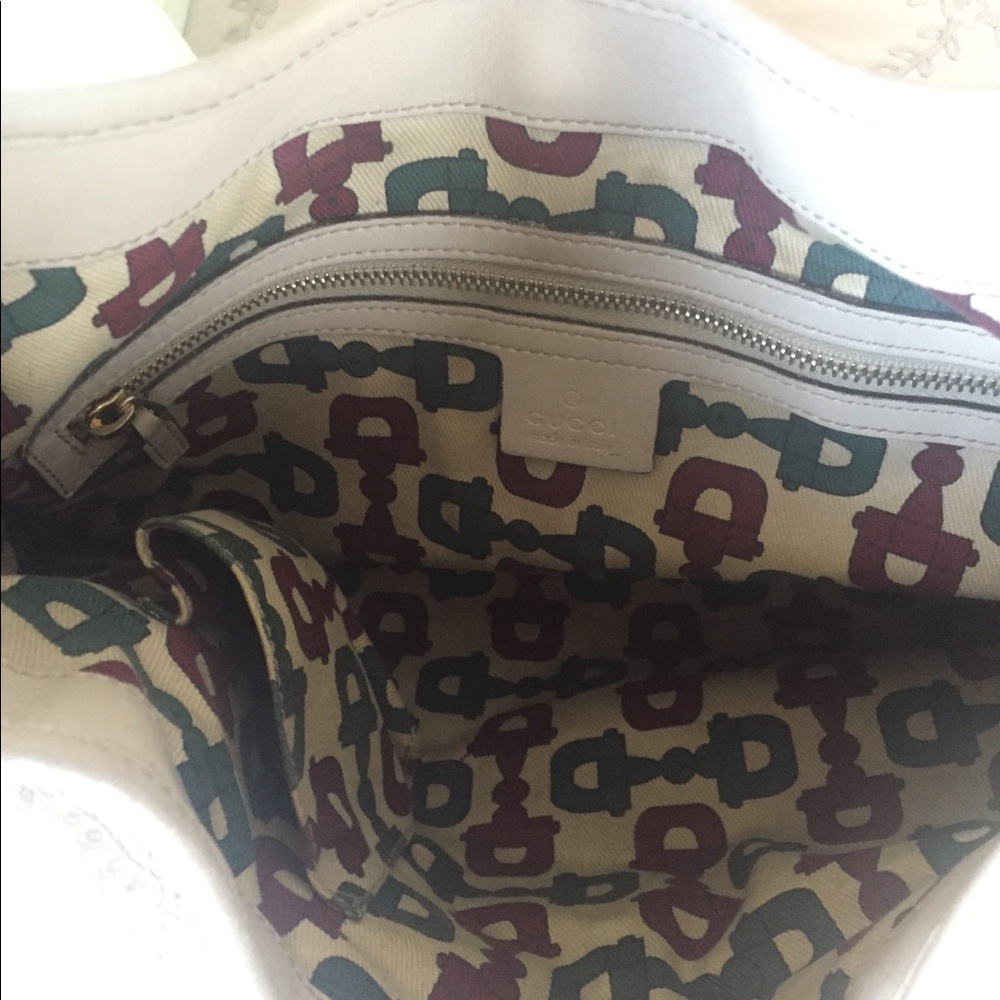 GUCCI - Hobo Leather Bag. Winter - white. Smoke free household. - Picture 11 of 12